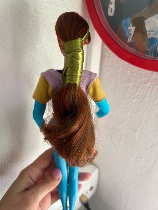 Muñeca Espada magica