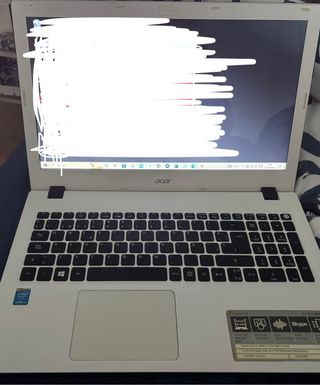 Ordenador portatil acer Apire E15