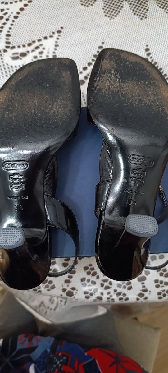 Sandali Melluso neri tacco elegante