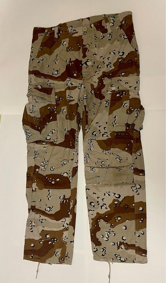 Uniforme campaña pixelado EA árido T 50L