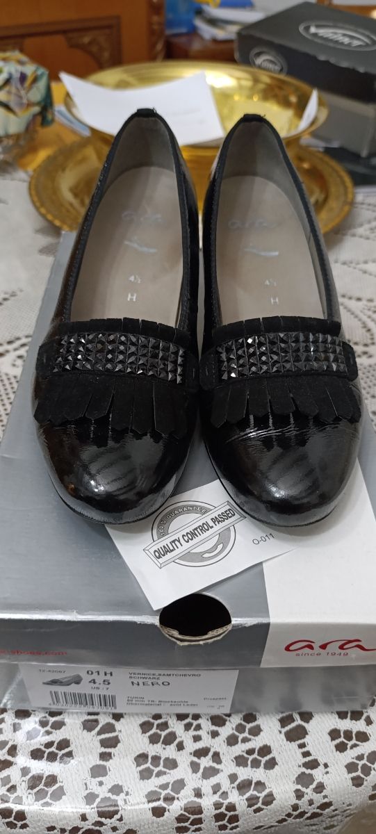 Scarpe Gino Gab nere tacco 4,5