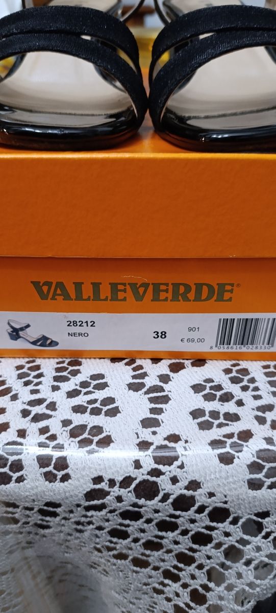 Sandali Valleverde neri