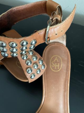 Sandalias cuña marrón-plata