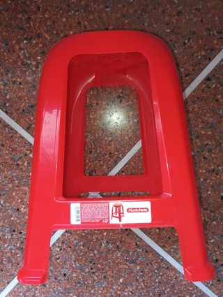 Sgabello PlasticForte rosso, H 49 cm