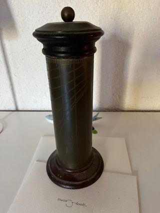 Reloj de sol de columna, cilindrico o vertical