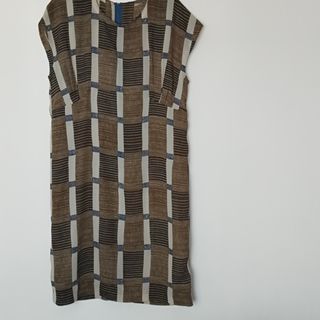 Vestido+Chaqueta - Talla 40- Beige/Marrón