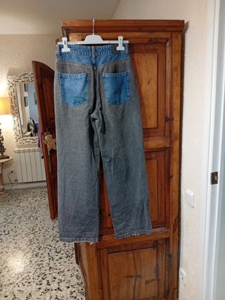 Pantalones anchos