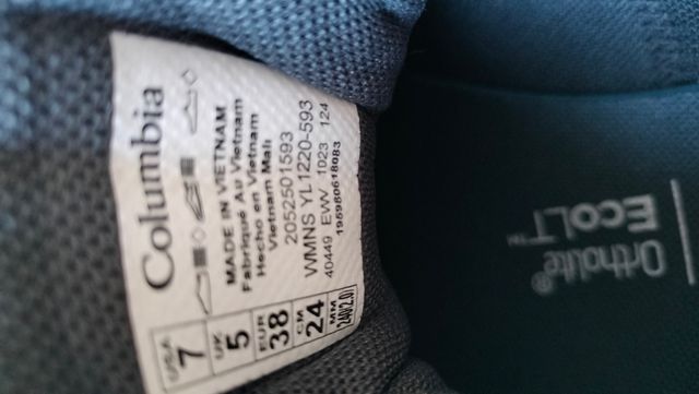 Zapatillas Columbia Trekking - N°38.