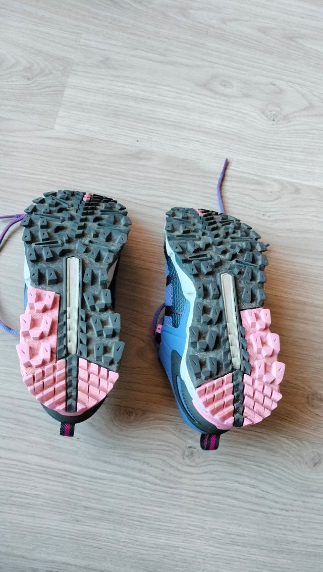 Zapatillas Columbia Trekking - N°38.