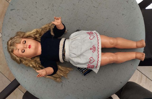 MUÑECA ANTIGUA CARTON PIEDRA GRANDE....