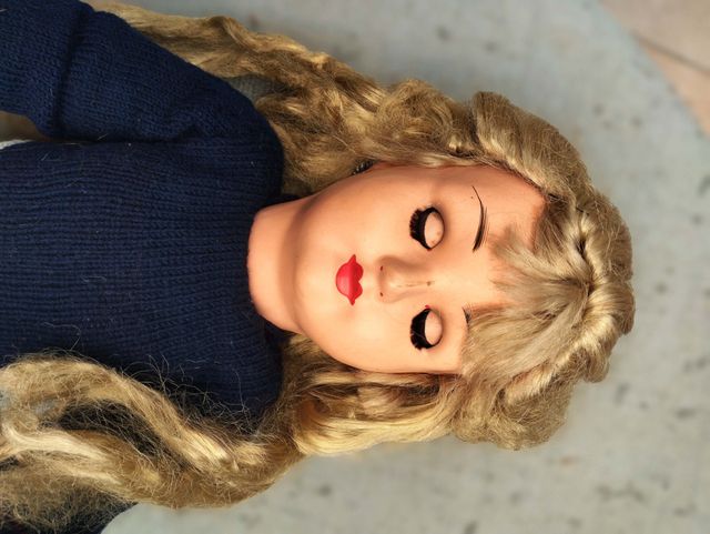 MUÑECA ANTIGUA CARTON PIEDRA GRANDE....