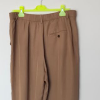 Conjunto Blusa y pantalón " talla L " TODO 3€.