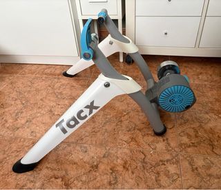 Rodillo Tacx Flow Smart 2