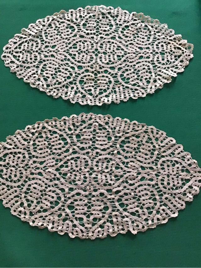 Centrini tombolo: coppia ovali