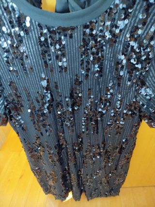 Vestido lentejuelas negro