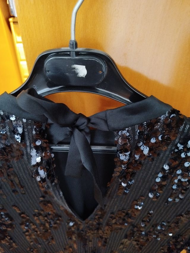 Vestido lentejuelas negro