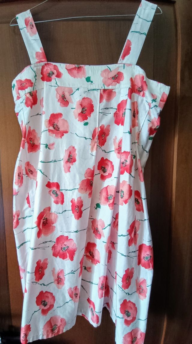 Vestito estivo fiori rossi