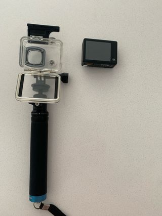 Cámara deportiva Vicuture con funda sumergible 4K