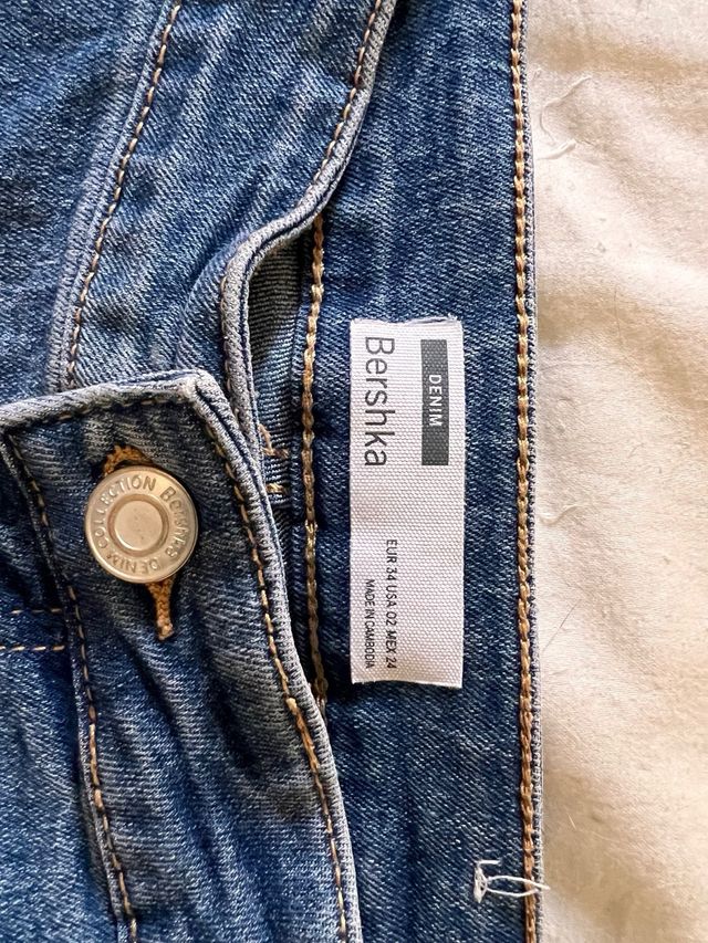 Short vaquero Bershka Talla 34
