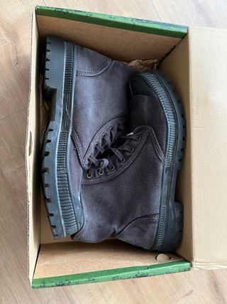 Botas Natural World talla 43 hombre