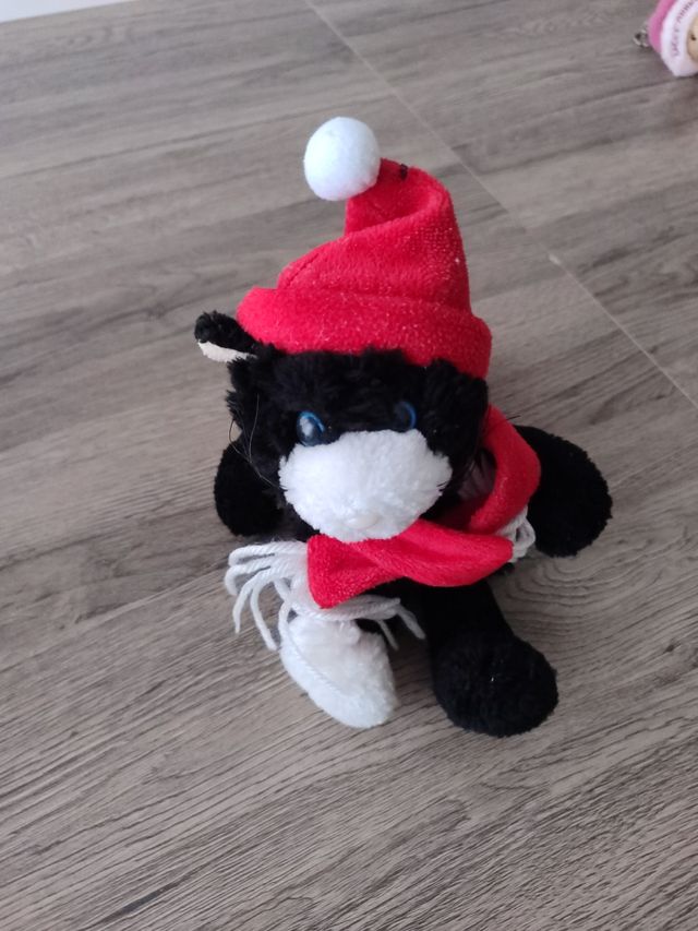 11 Peluche Animali vario tipo.