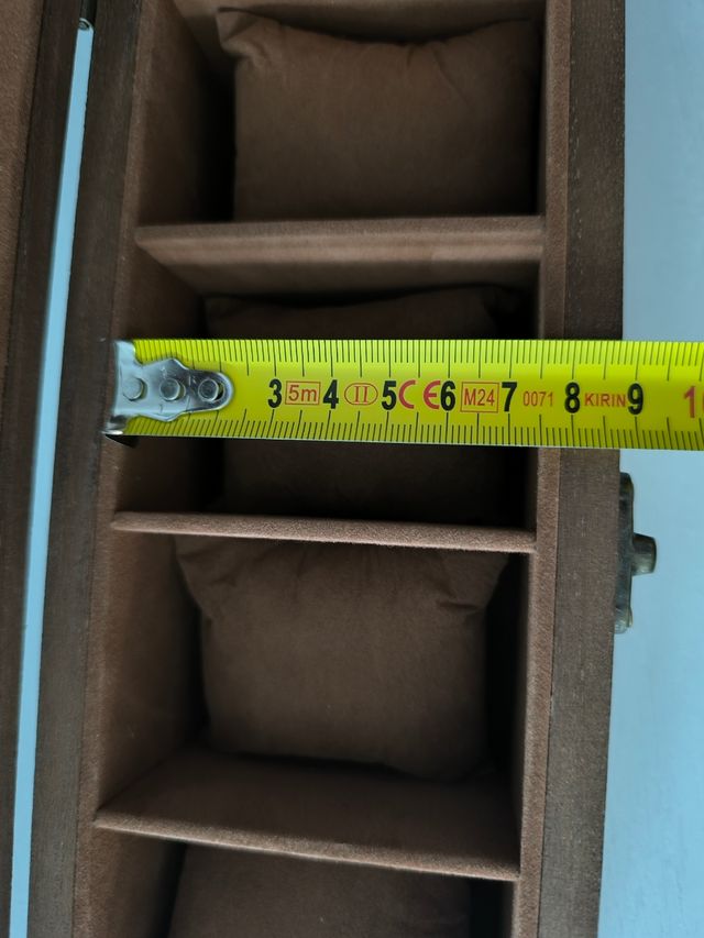 Relojero 6 relojes madera