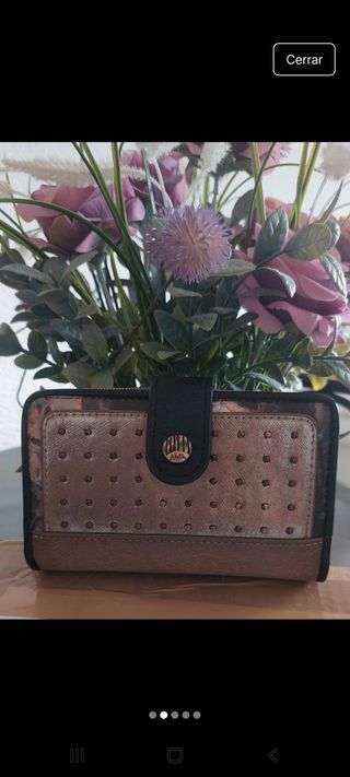 Cartera Anekke marrón-dorada
