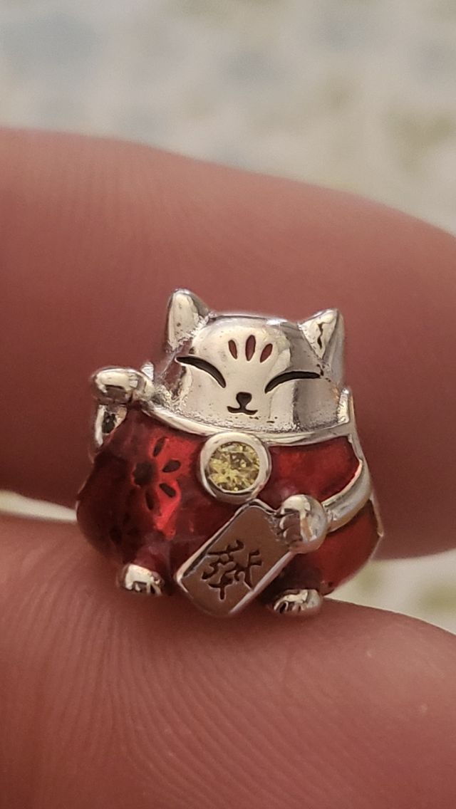 Charm plata gatito chino de la suerte