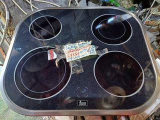 Vitrocerámica Teka redonda cuatro fuegos horno