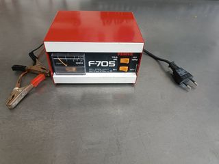 Cargador baterías FERVE F-705 6V-12V