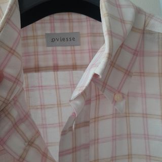 Camicia in lino estiva.