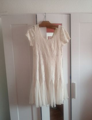 Vestido encaje beige/blanco