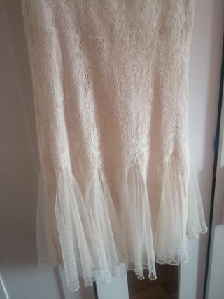 Vestido encaje beige/blanco
