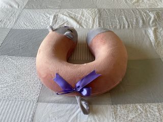 Almohada de viaje. De viscoelástica.