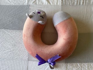 Almohada de viaje. De viscoelástica.