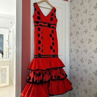 Traje Flamenca Rojo lunares negros