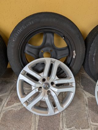 Cerchi in acciaio 16" con pneumatici estivi