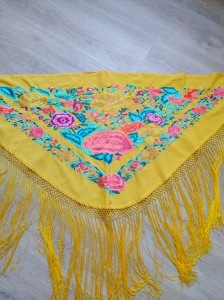 MANTONCILLO FLAMENCA