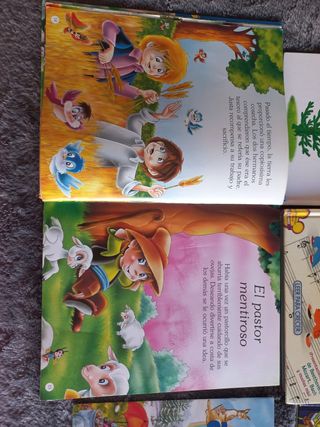 Fábulas de animales (Fábulas y Cuentos) (Spanis...