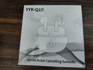 Auriculares EUQQ color purpura sin abrir