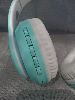 Auriculares inalámbricos Lovelycure STN-28