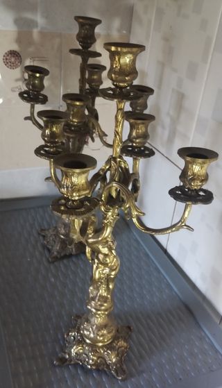 Candelabros de bronce
