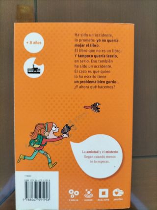 Cómo arreglar un libro mojado