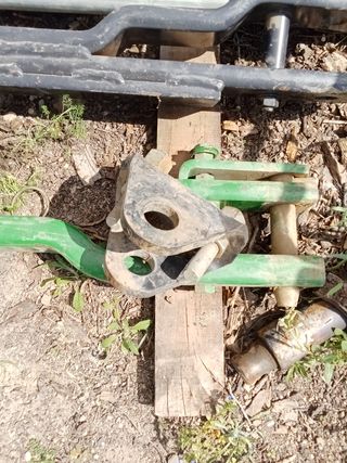 Barra de tiro jonh Deere .... Cadenas enganches