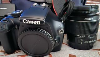 Canon EOS 1100D 
