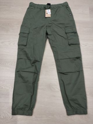 Pantalón Cargo Verde Militar