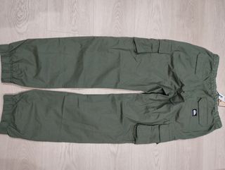 Pantalón Cargo Verde Militar