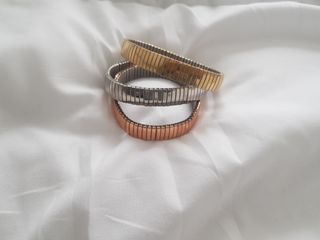 Pulsera triple tricolor