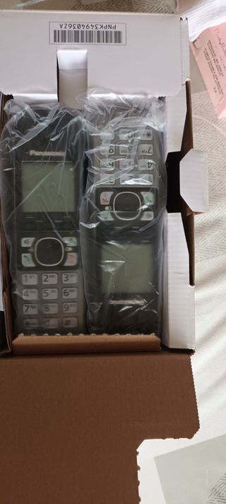 Panasonic KX-TG6712: 2 Telefoni