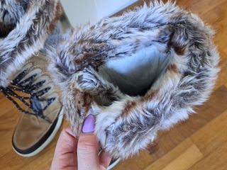 Botas nieve Helly Hansen